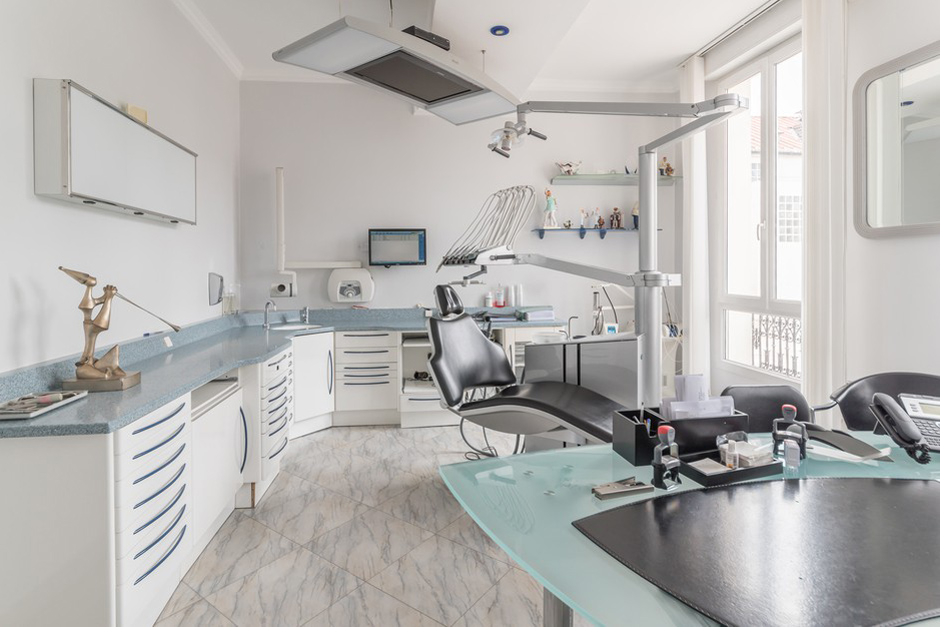 Salle de soins dentaire - Dentiste Persan
